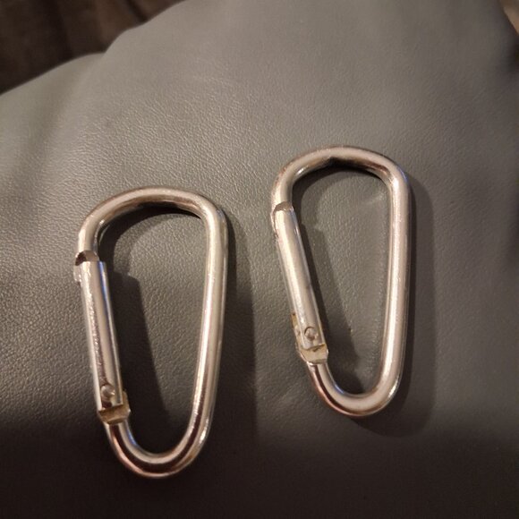 FLAG POLE CLIPS - Picture 1 of 1